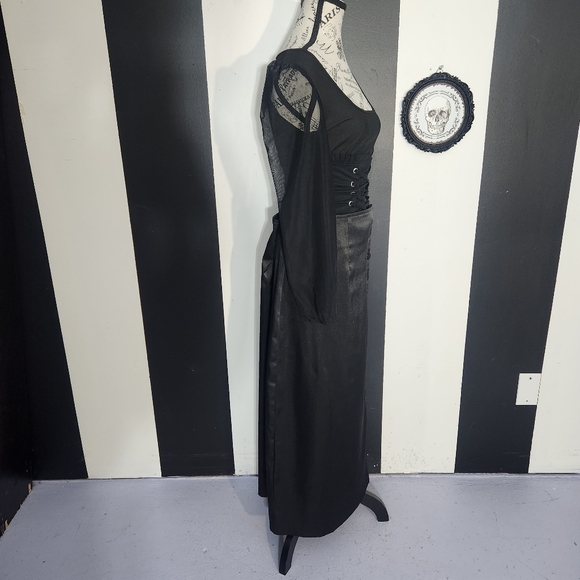 Vintage Black Maxi Skirt - Picture 5 of 10